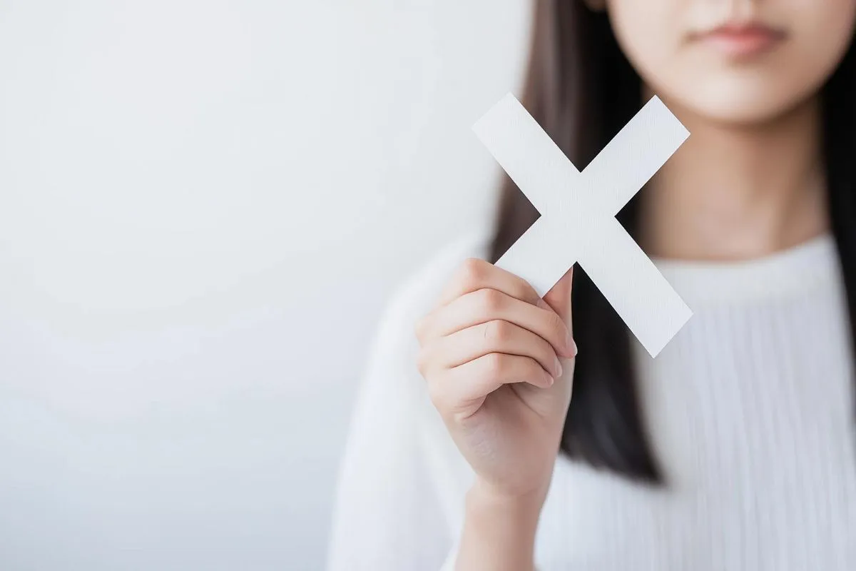 黄ばみを悪化させる3つのNG行動